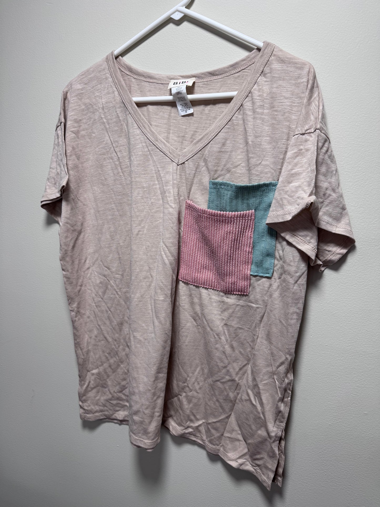 BiBi tee