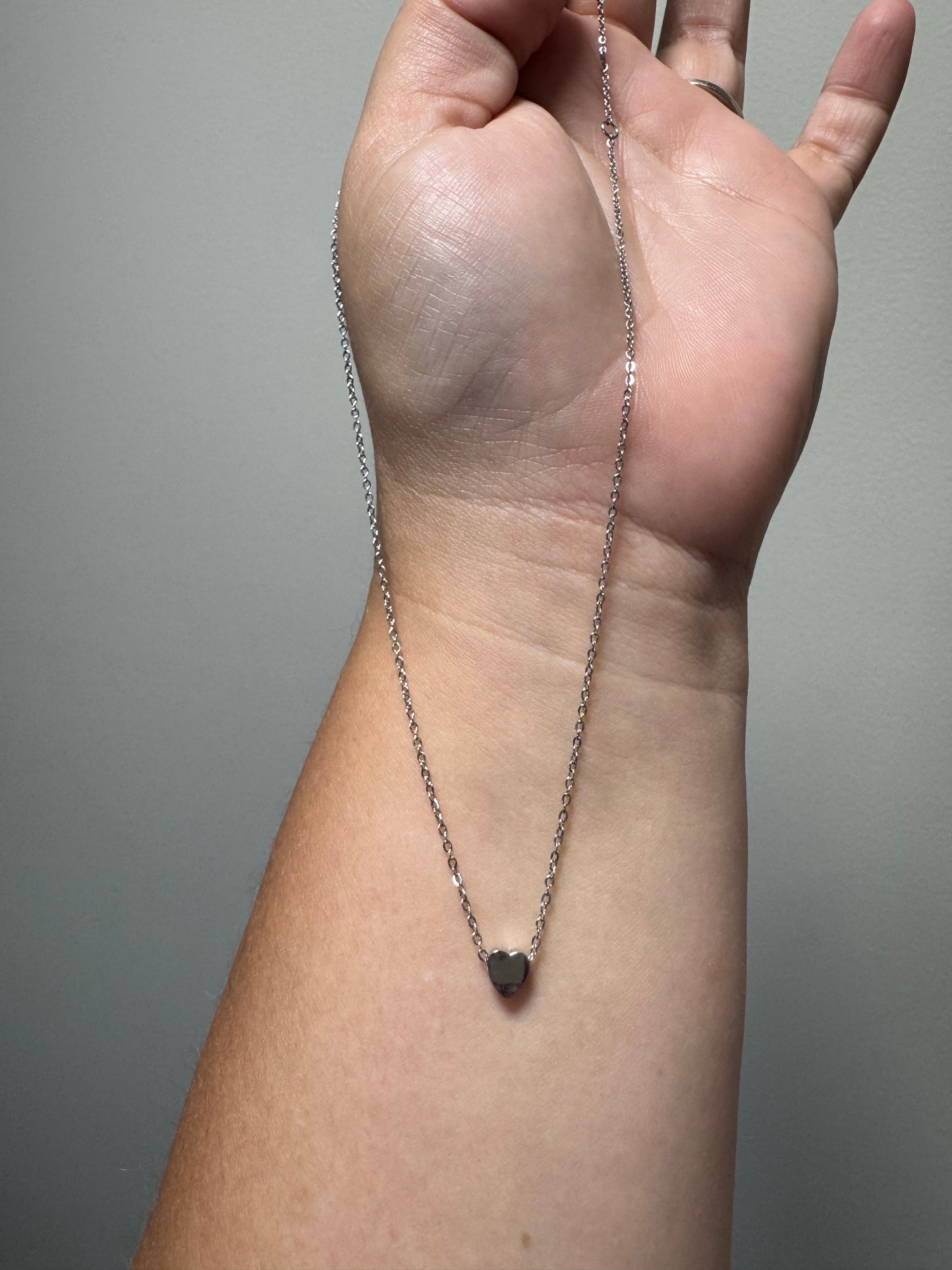 Dainty heart necklace