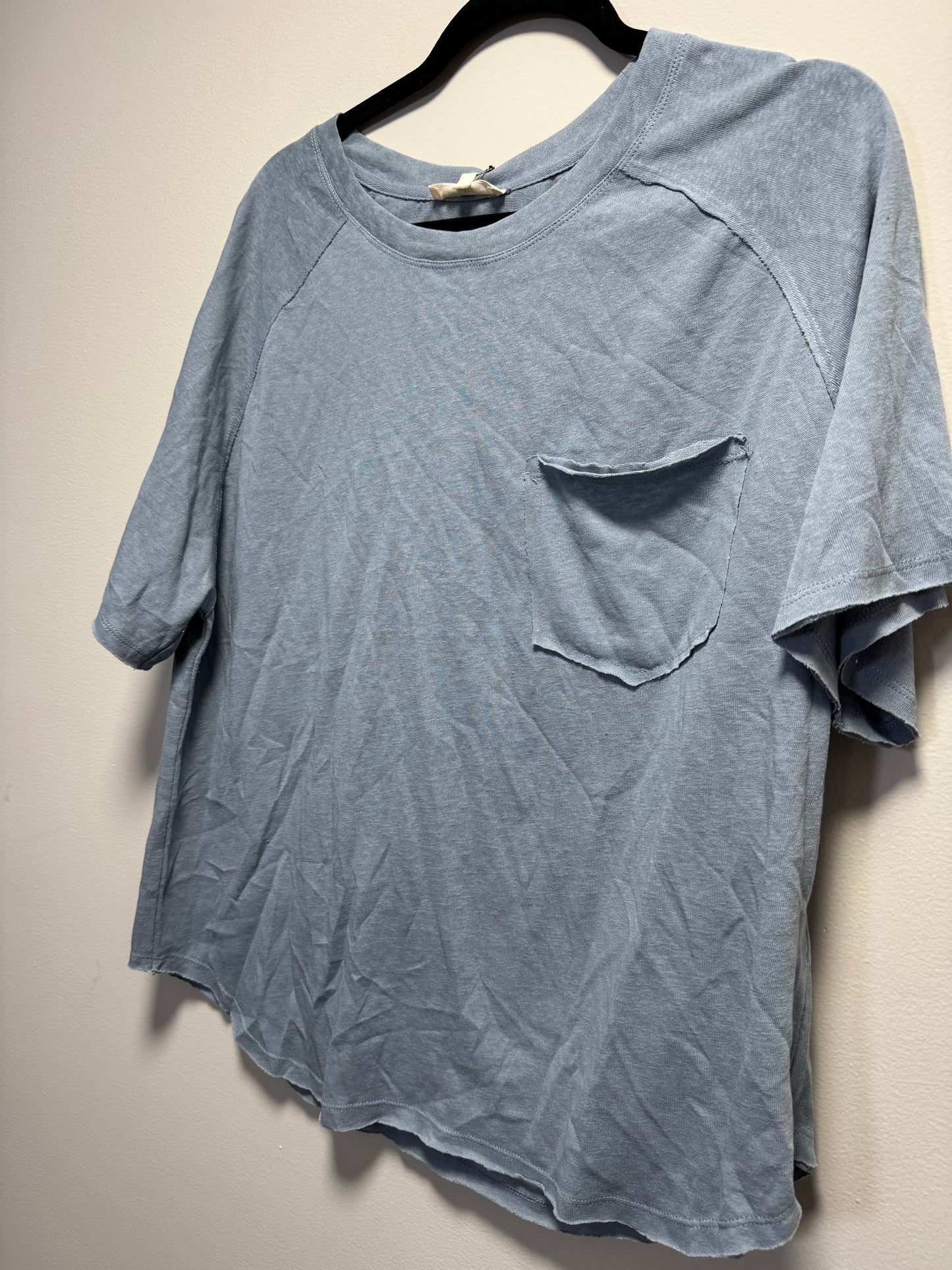 Basic pocket tee