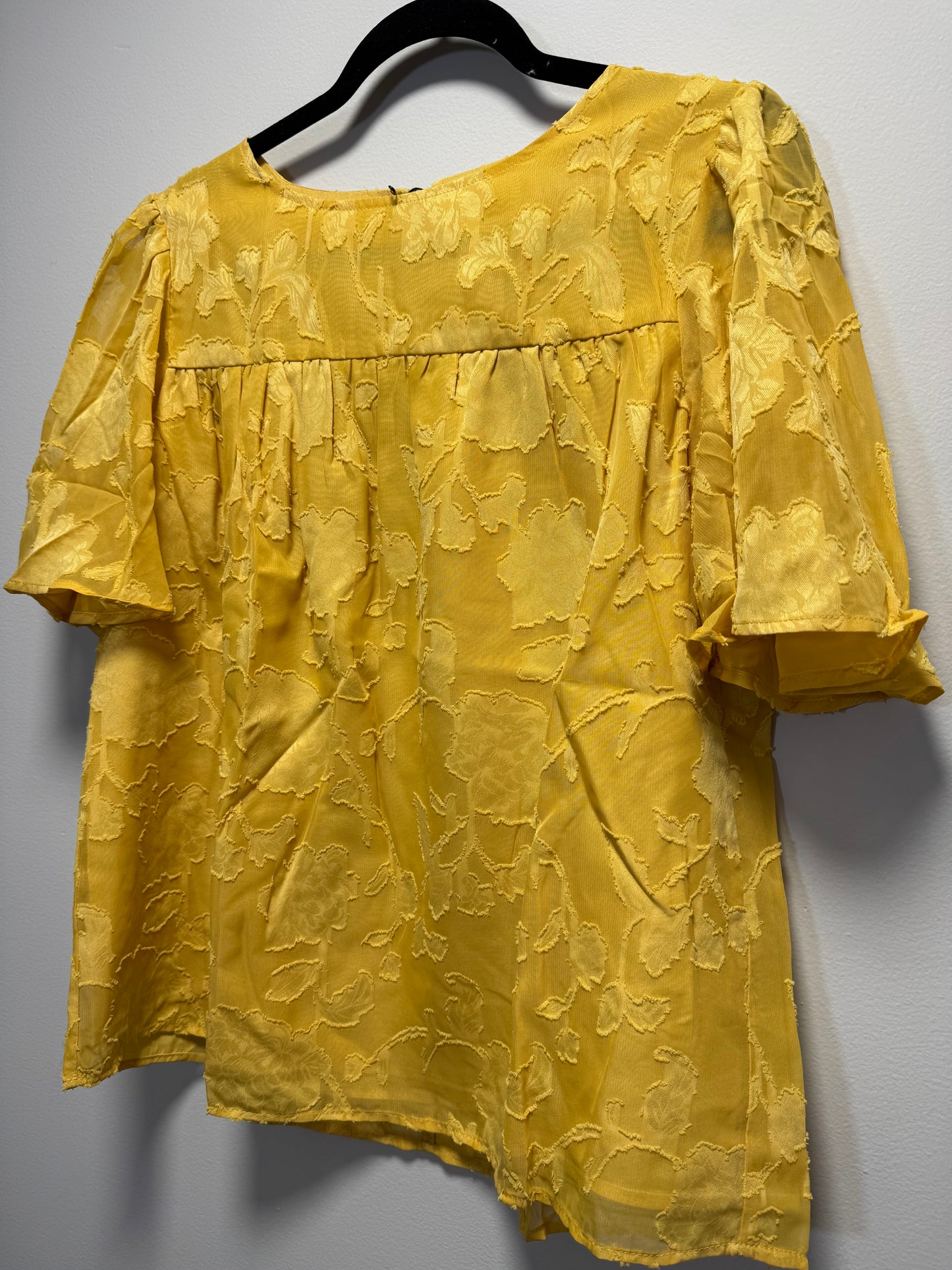 Ready to ship yellow top